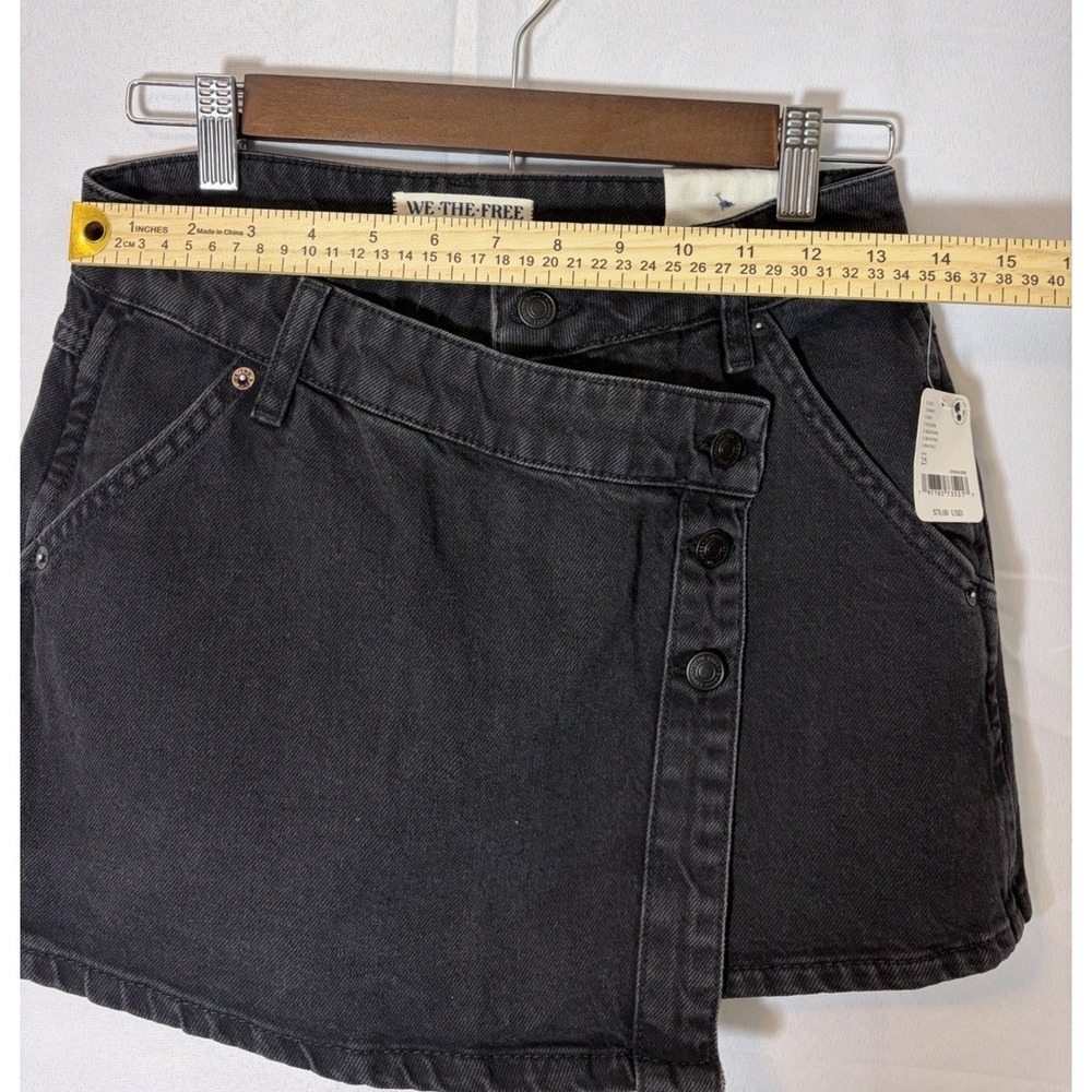 Free People Wynne Denim Skirt Size 25 Black Casual Button Up Wrap Preppy Y2K - Picture 7 of 9